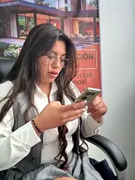 LIZ-06_ stripchat stream image