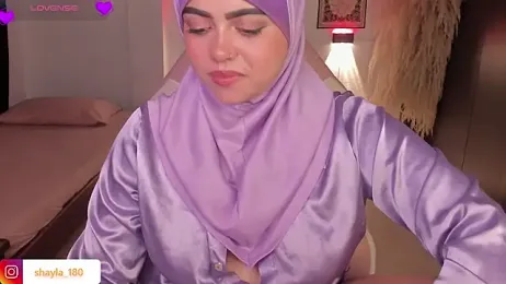 shayla_18 stripchat stream image