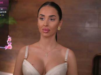 KairaAndrews bongacams stream image