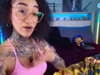 starryari69 camsoda stream image