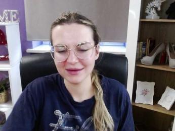 Soft-Zoey bongacams stream image