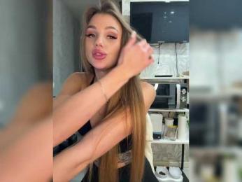 SweetyMia bongacams stream image