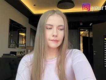 VikkiExtraCheese bongacams stream image