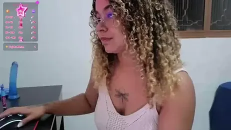 VitoriaFernandes stripchat stream image