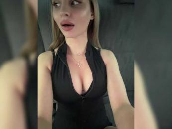 LedyMiya bongacams stream image