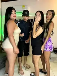 royalgirls_x stripchat stream image