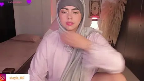 shayla_18 stripchat stream image