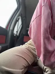 JulliaVegas stripchat stream image