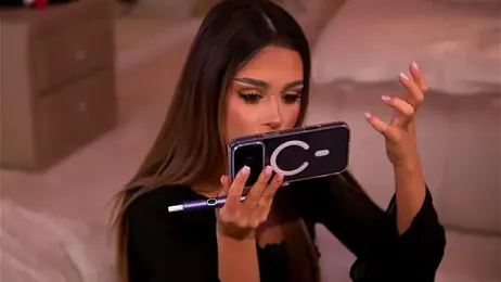 YasmineShaw stripchat stream image