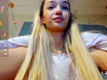 sassyt33n chaturbate stream image