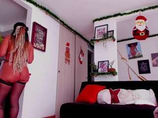 karlyee camsoda stream image