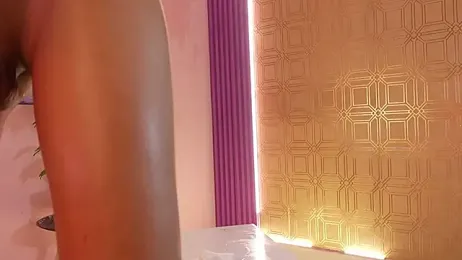 Bella19_ stripchat stream image