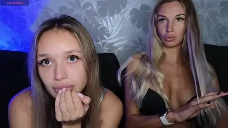 Megan_Kira stripchat stream image