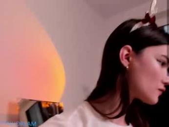 kisapisa434 chaturbate stream image