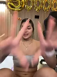 Sarasanders_4 stripchat stream image