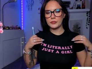 marinalovesyou camsoda stream image