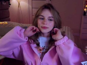 fymryn bongacams stream image