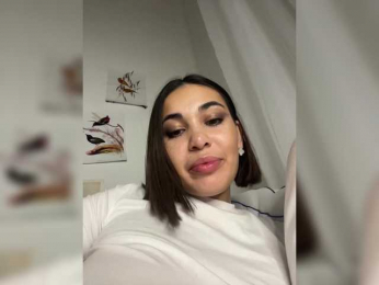 wlcm2talilia bongacams stream image