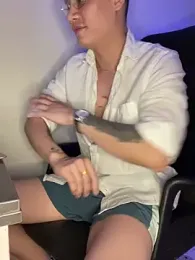 latava stripchat stream image