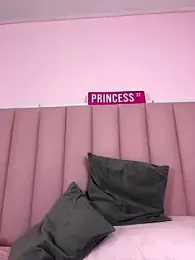 KellyOlsenbe stripchat stream image