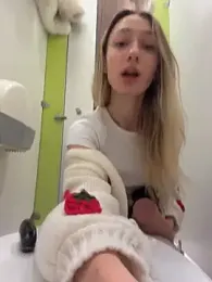 Lia__Love stripchat stream image