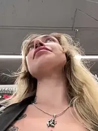 Miss_Elfie stripchat stream image