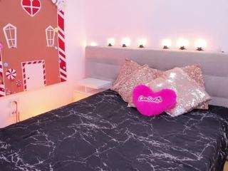 madelanecoote camsoda stream image