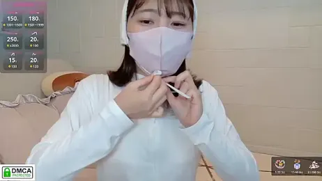 SUZU_ stripchat stream image