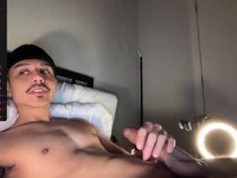 xmomentumx chaturbate stream image