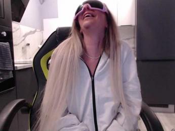 blondalina bongacams stream image