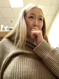 Aiko_Yumi stripchat stream image