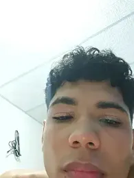 Wild_and_Sweets stripchat stream image