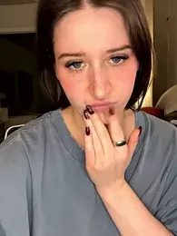 nerdynina stripchat stream image