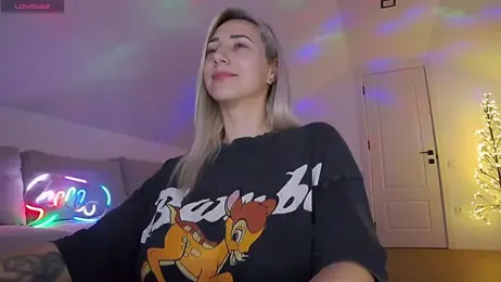 KhloeK stripchat stream image