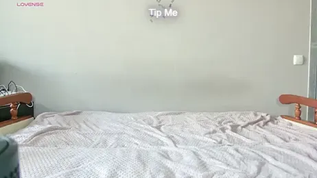 JuiliOnesunray stripchat stream image