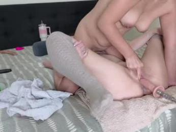 lenoreandjasonsroom chaturbate stream image