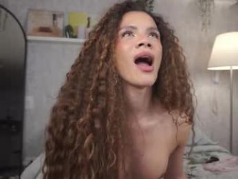 naomigomezz chaturbate stream image