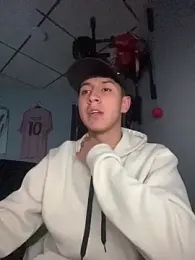 Stiven_017 stripchat stream image