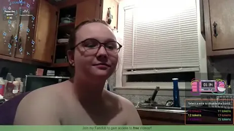 TurtleLady420 stripchat stream image