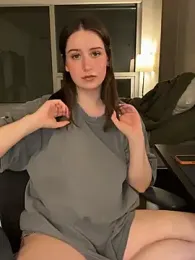 nerdynina stripchat stream image