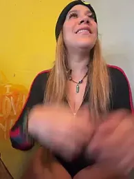 Bigbuttbrooklynn stripchat stream image