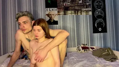 EmiliaCouple stripchat stream image