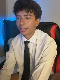 Leonarrrd_01 stripchat stream image