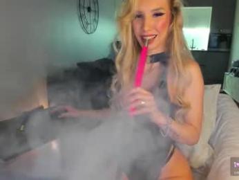 erotic__blondie chaturbate stream image