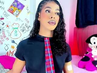 blooond camsoda stream image