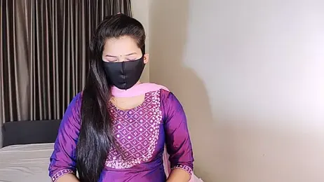 YourLovelyQueen stripchat stream image