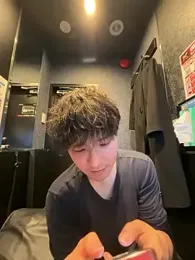 yuuki8910 stripchat stream image