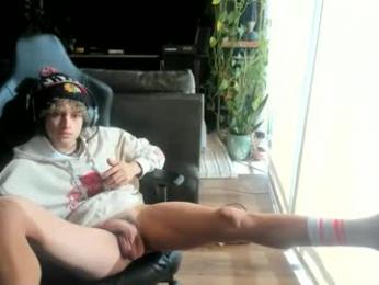 bashful4200 chaturbate stream image