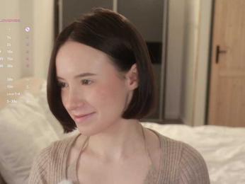 MissEssie bongacams stream image