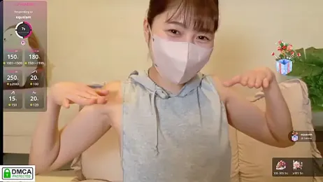 SUZU_ stripchat stream image